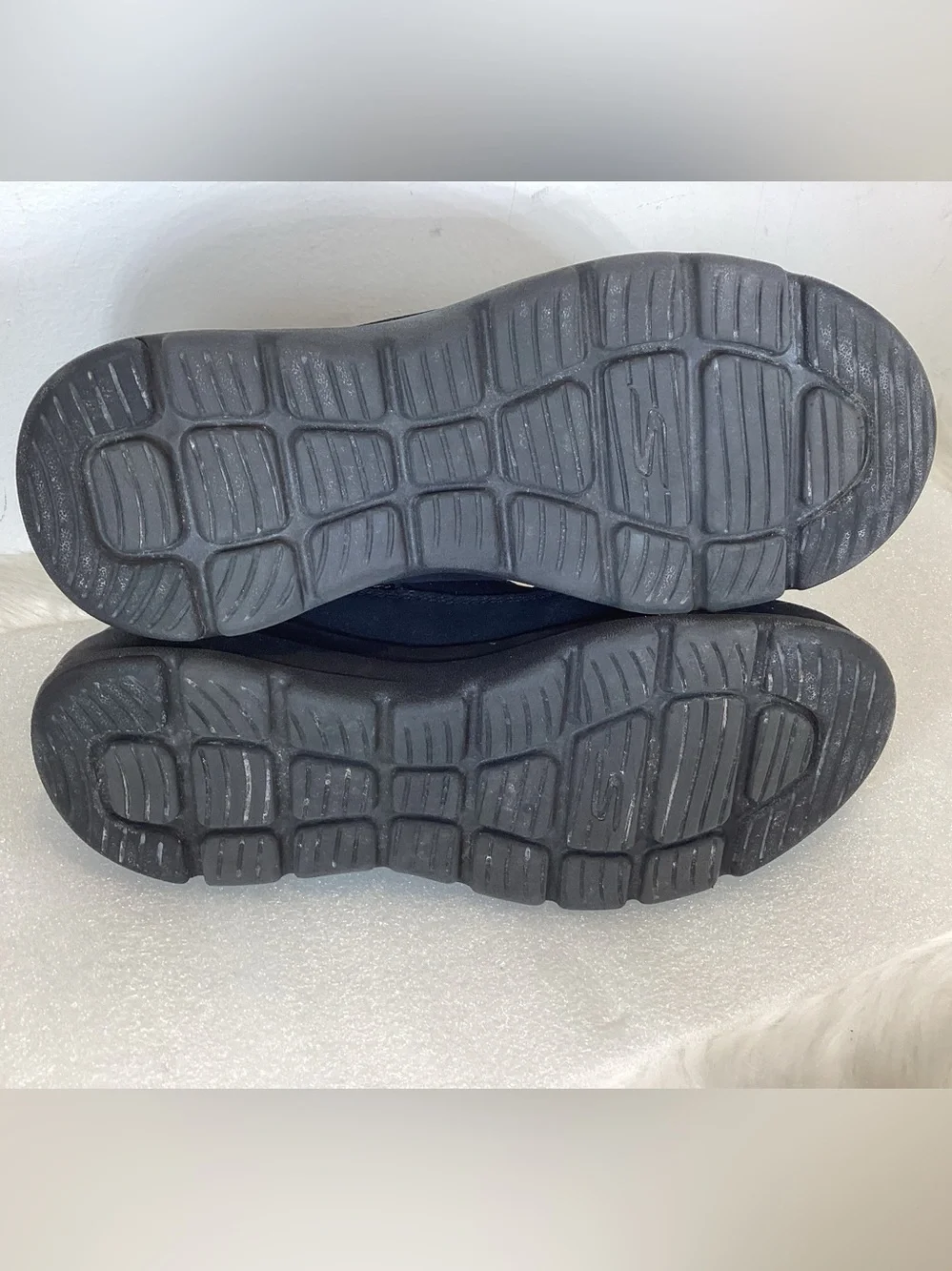 Skechers On-the-GO Glacial Ultra Timber Bootie 7.5 Black